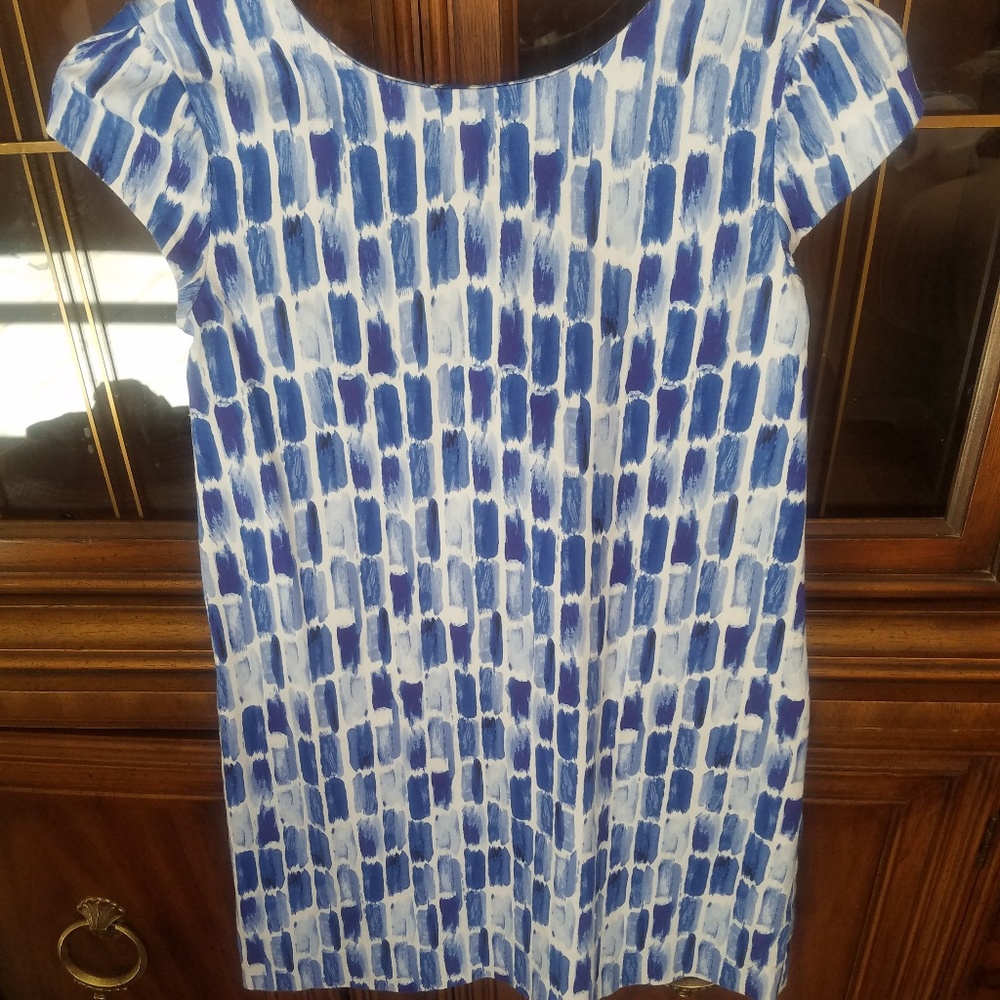 Keyhole back cap sleeve summer dress